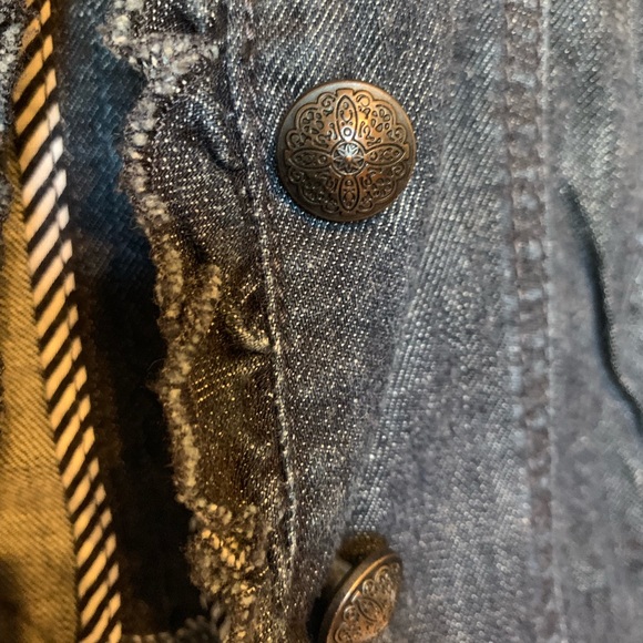 Denim jacket - Picture 4 of 7